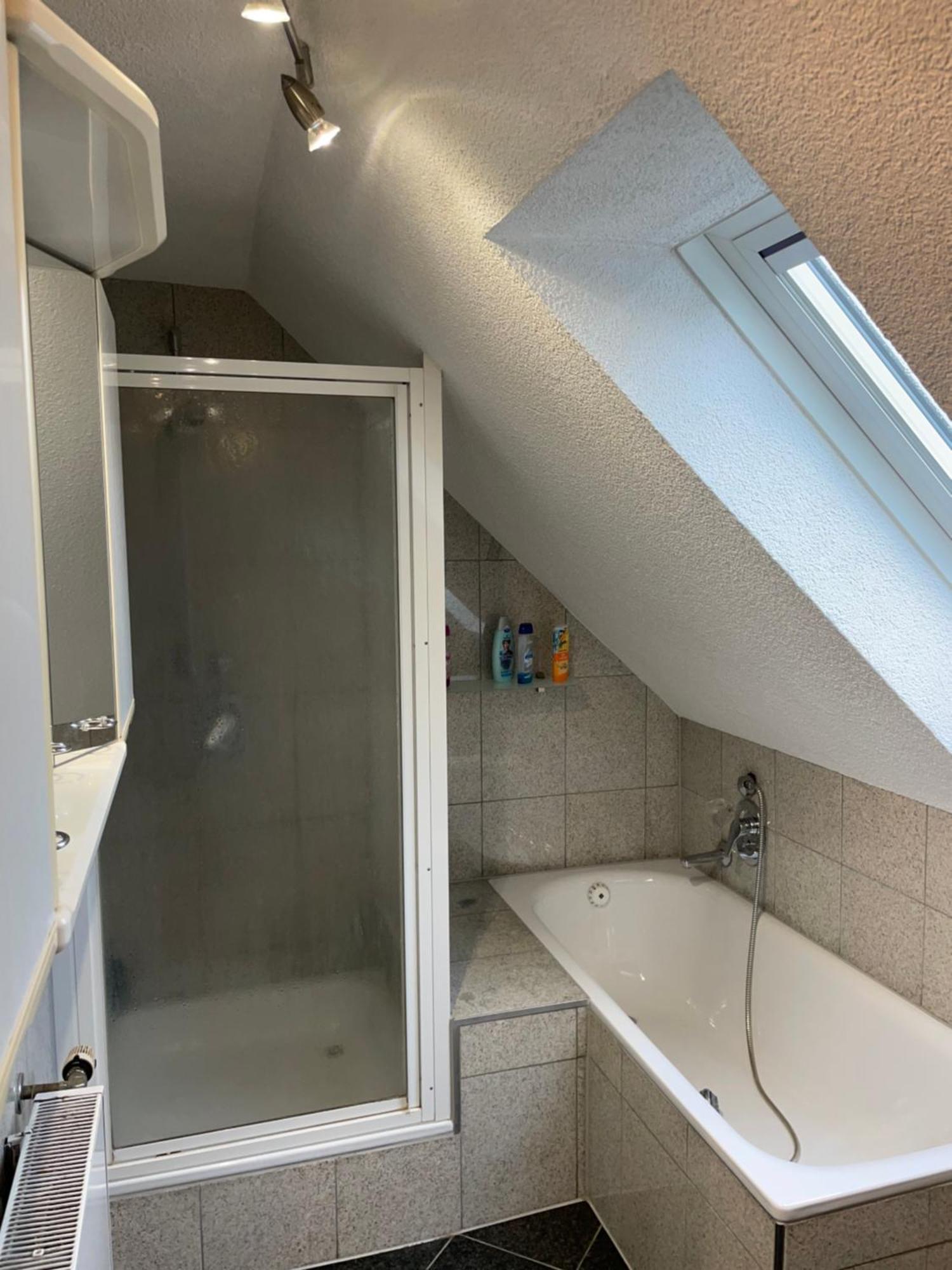 Haus Dambacher - Arbeiter-Monteurzimmer Nuertingen Eksteriør bilde