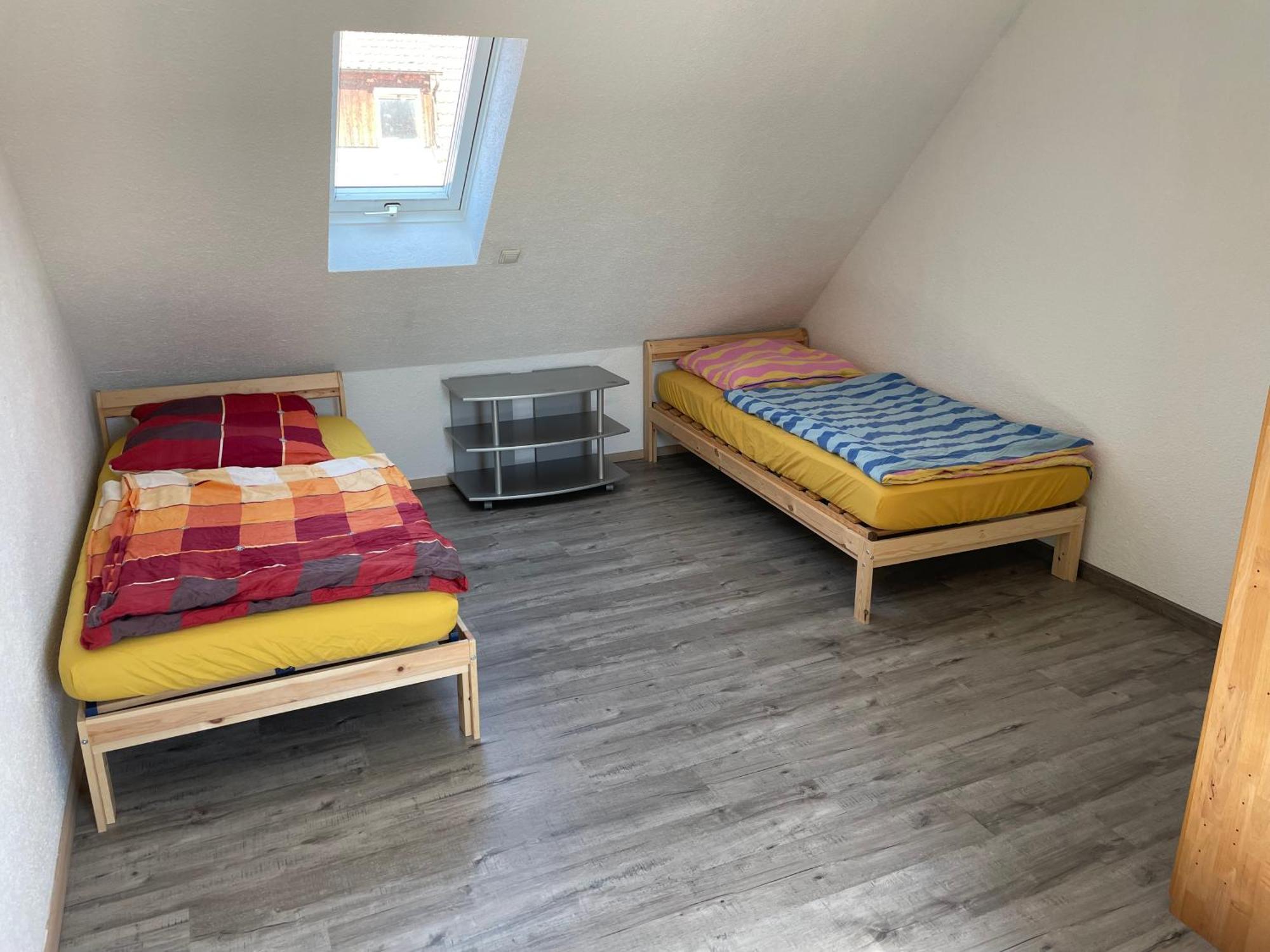 Haus Dambacher - Arbeiter-Monteurzimmer Nuertingen Eksteriør bilde